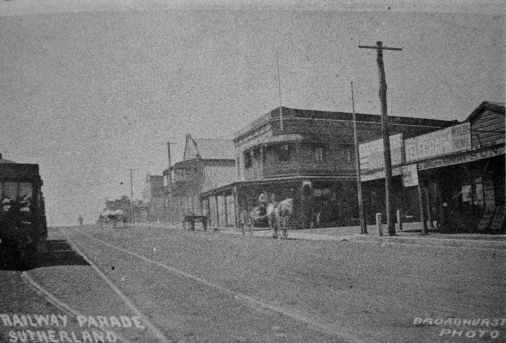 Cronulla-Sutherland steam tram passing through Railway Parade at Sutherland, ca. 1911