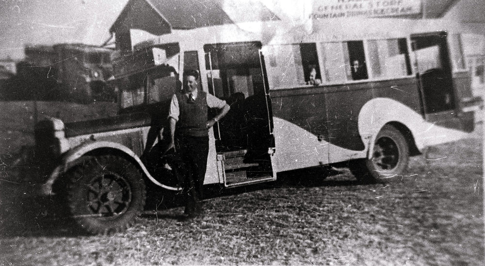 Stan Latta's REO 21 seater bus outside the general store at Kurnell, 1948
