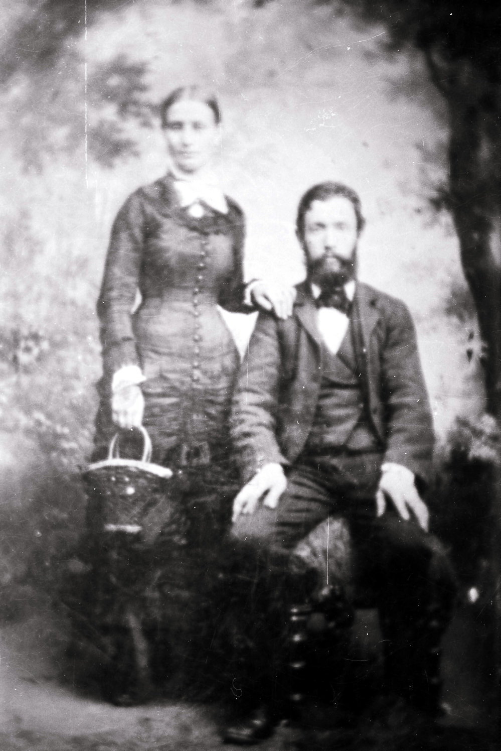 Unidentified couple, relatives of the Bentley family of Menai, ca. 1890