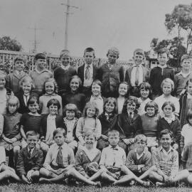 Cronulla Public School class portraits, ca. 1932-1939 -- photographs.