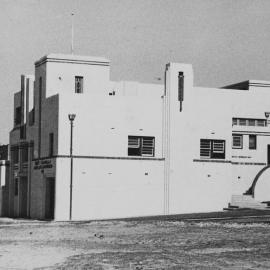 Surf Lifesaving Club at North Cronulla, side view of the building, ca. 1937-1946