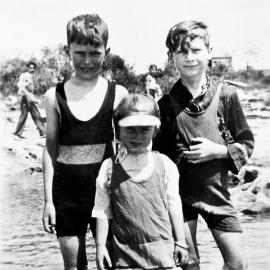 Brinsley family members at Shelly Beach, ca. 1930s