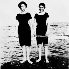 Swimmers at Cronulla Beach, ca. 1900s