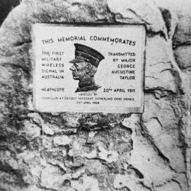Plaque commemorating the first military wireless signal in Australia