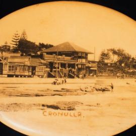 Cronulla Beach, showing new sea wall and esplanade, 1922