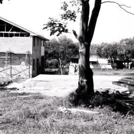 First house erected on site of Midgley's apple orchard, Menai, November 1976