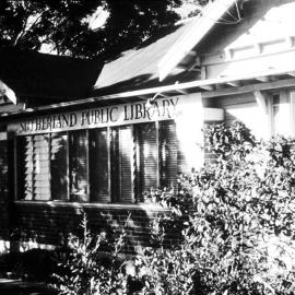 Sutherland Public Library adjacent to the Council Chambers in Eton Street, Sutherland, ca. 1953-1965