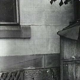 Fractured stone building on the Princes Highway at Sylvania, ca. 1929